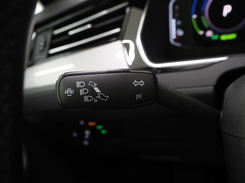 Volkswagen Passat Variant 1.4 TSI PHEV GTE R-Line 63