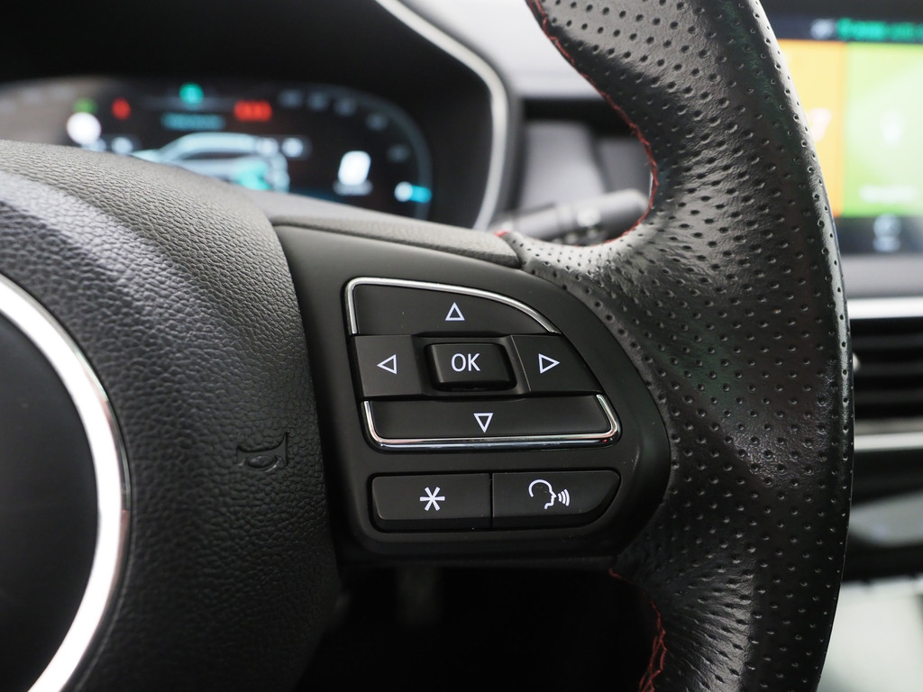 MG EHS 1.5 TGDI Luxury 24