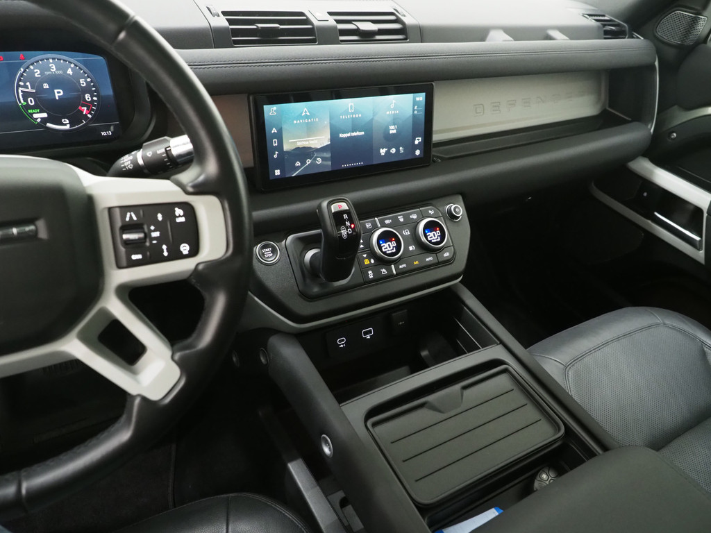 Land Rover Defender 110 2.0 P400e Urban 35