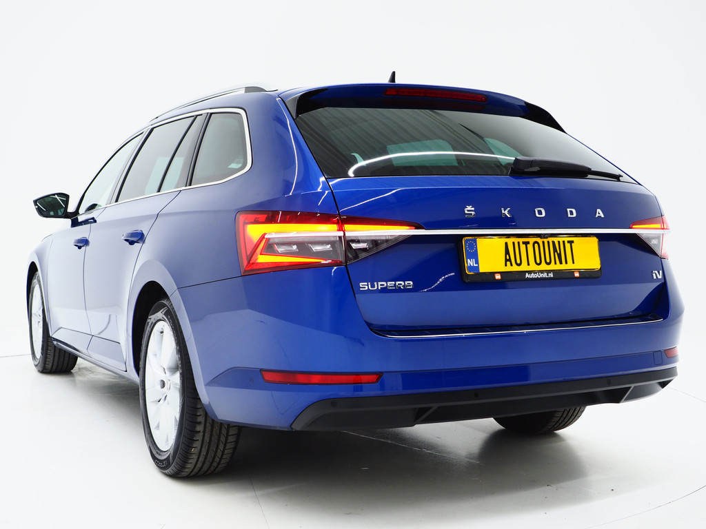 Škoda Superb Combi 1.4 TSI iV Style 2