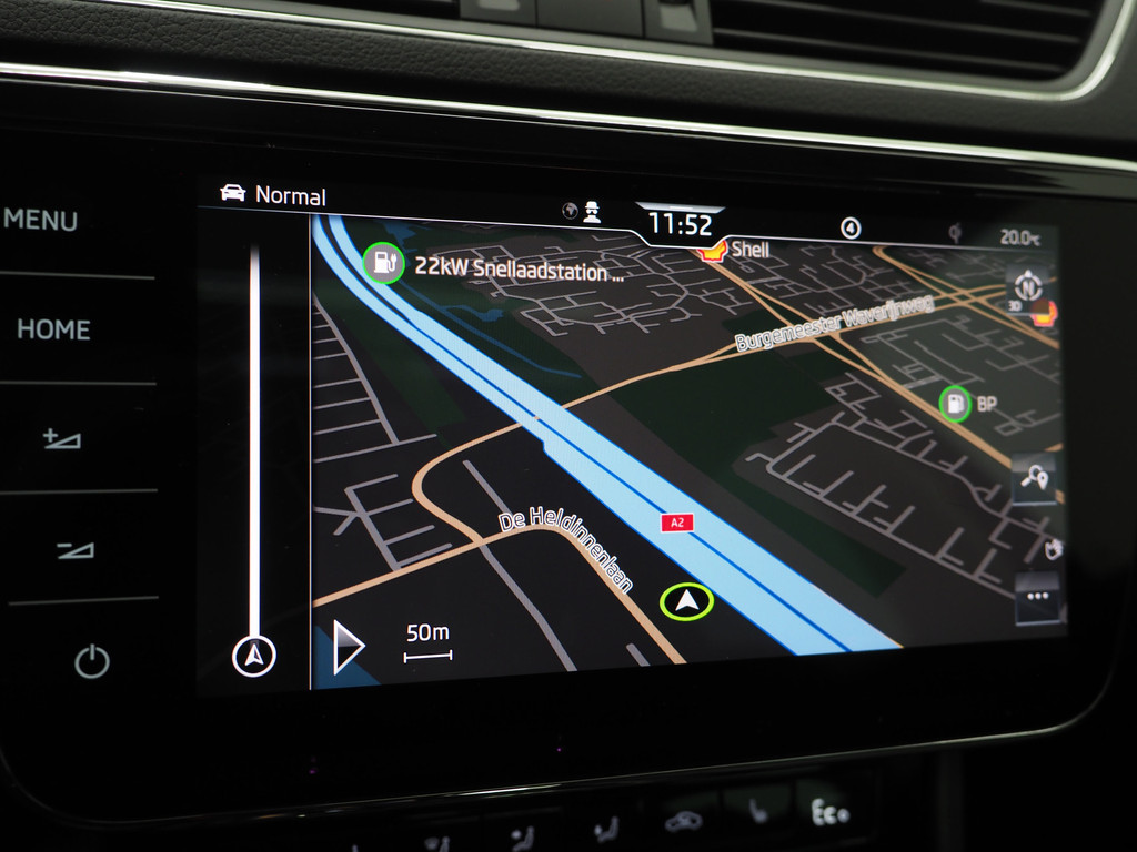 Škoda Superb Combi 1.4 TSI iV Style 28