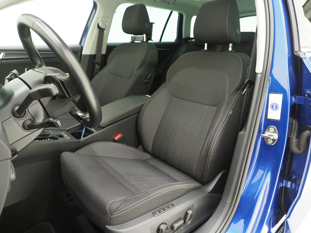 Škoda Superb Combi 1.4 TSI iV Style 47