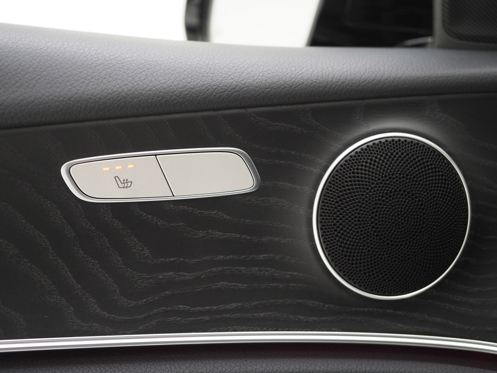 Mercedes-Benz E-Klasse Estate 300 e AMG Line 59