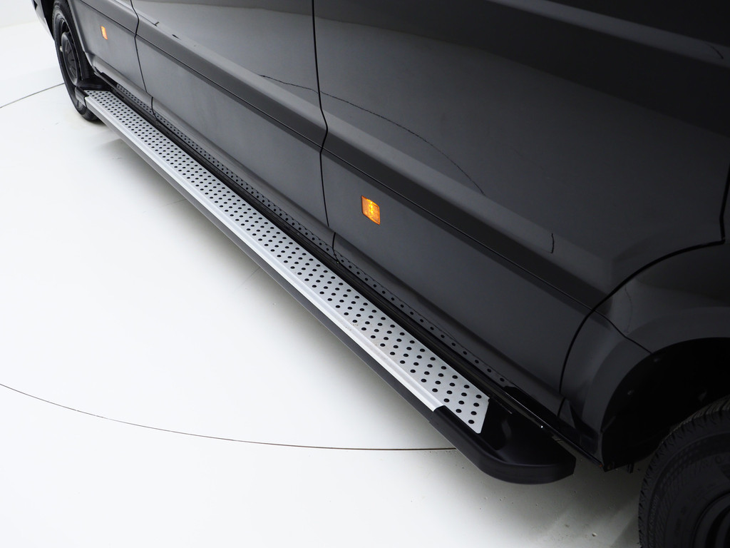 Volkswagen Crafter 35 2.0 TDI L4H3 12