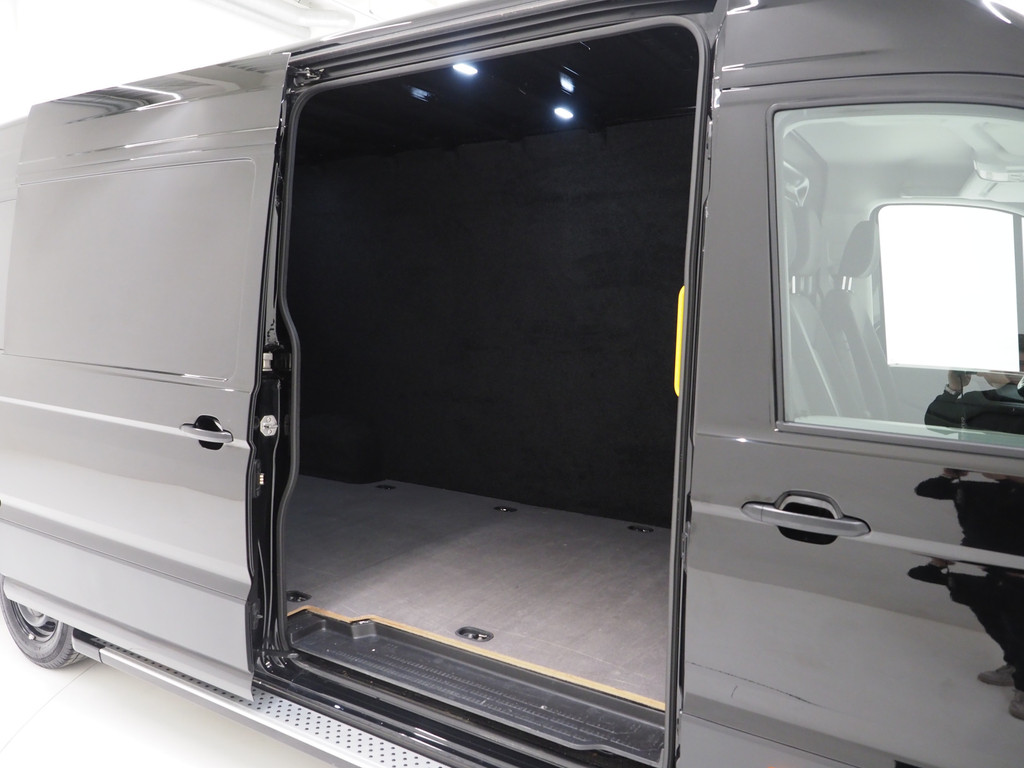 Volkswagen Crafter 35 2.0 TDI L4H3 33