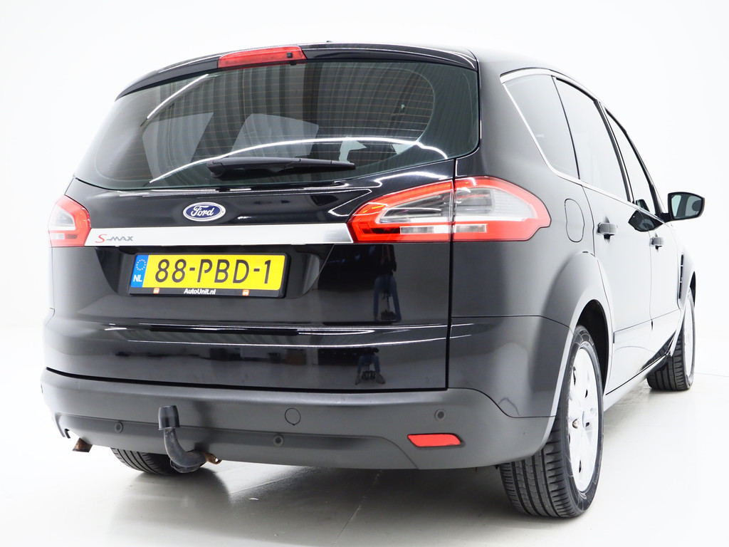 Ford S-Max 2.0 Titanium 8