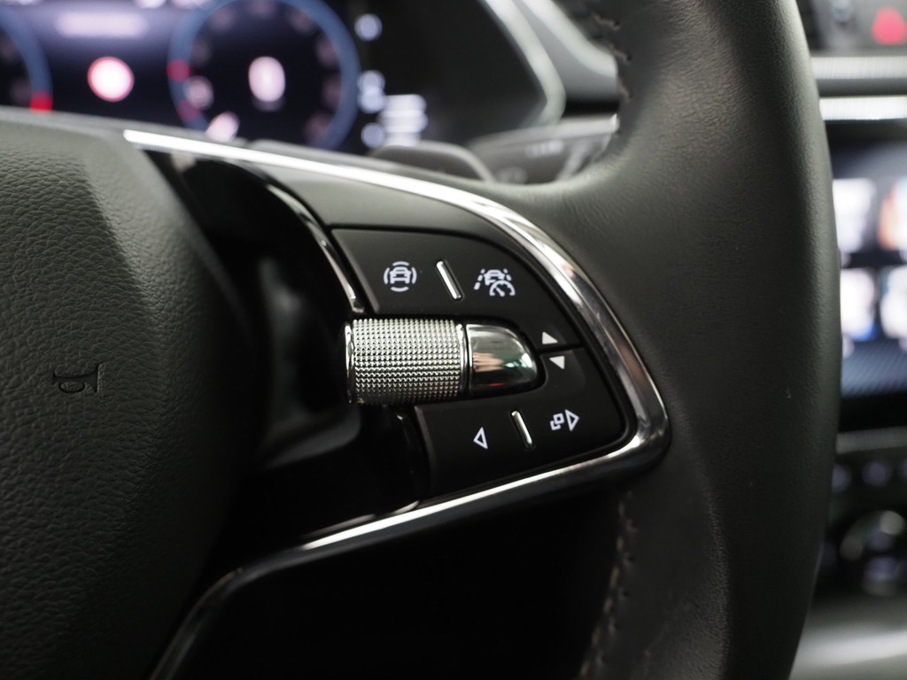 Škoda Superb Combi 1.4 TSI iV 218PK Style 23