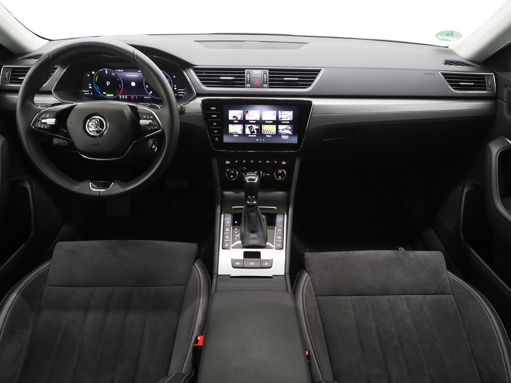 Škoda Superb Combi 1.4 TSI iV 218PK Style 46