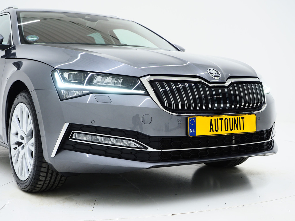 Škoda Superb Combi 1.4 TSI iV 218PK Style 53