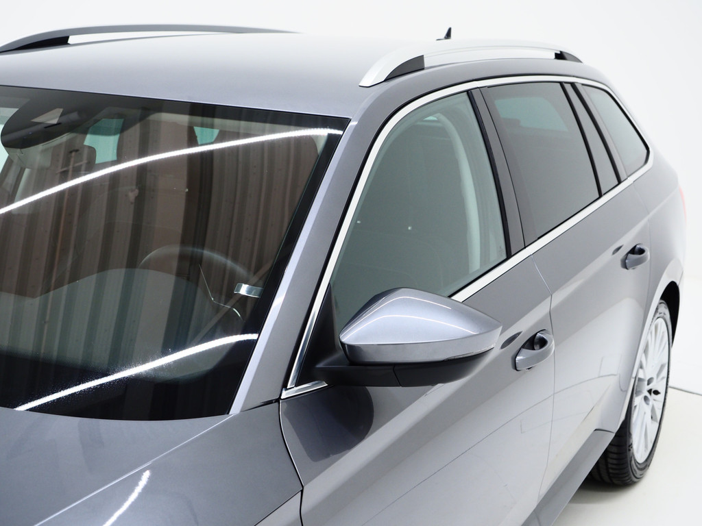Škoda Superb Combi 1.4 TSI iV 218PK Style 54