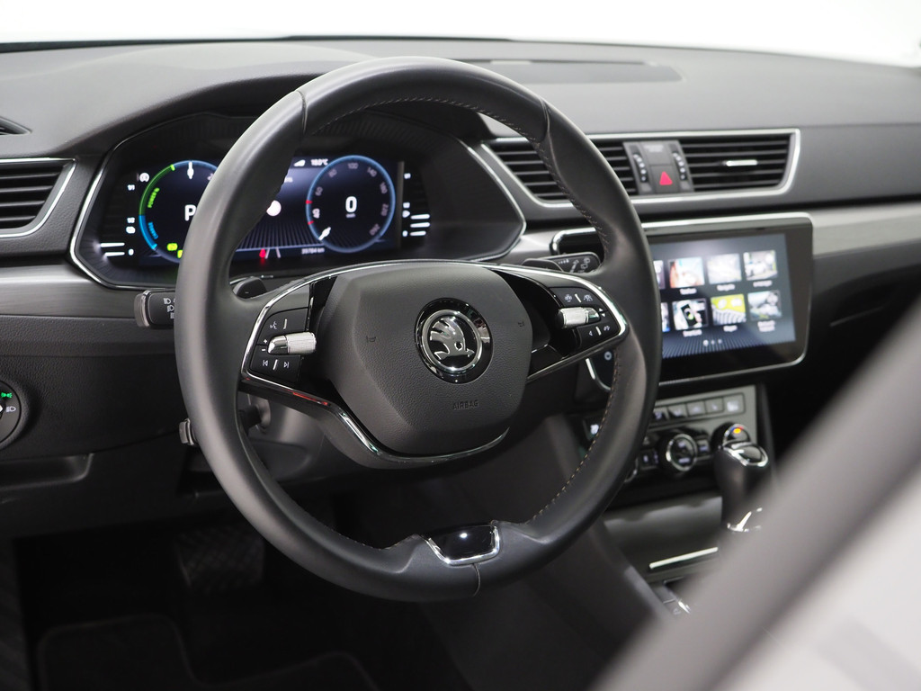 Škoda Superb Combi 1.4 TSI iV 218PK Style 58