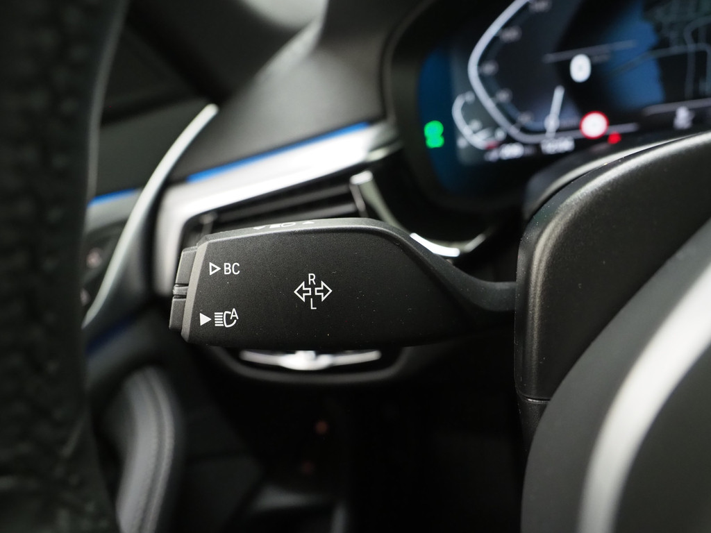 BMW 5 Serie Touring 530e xDrive 20