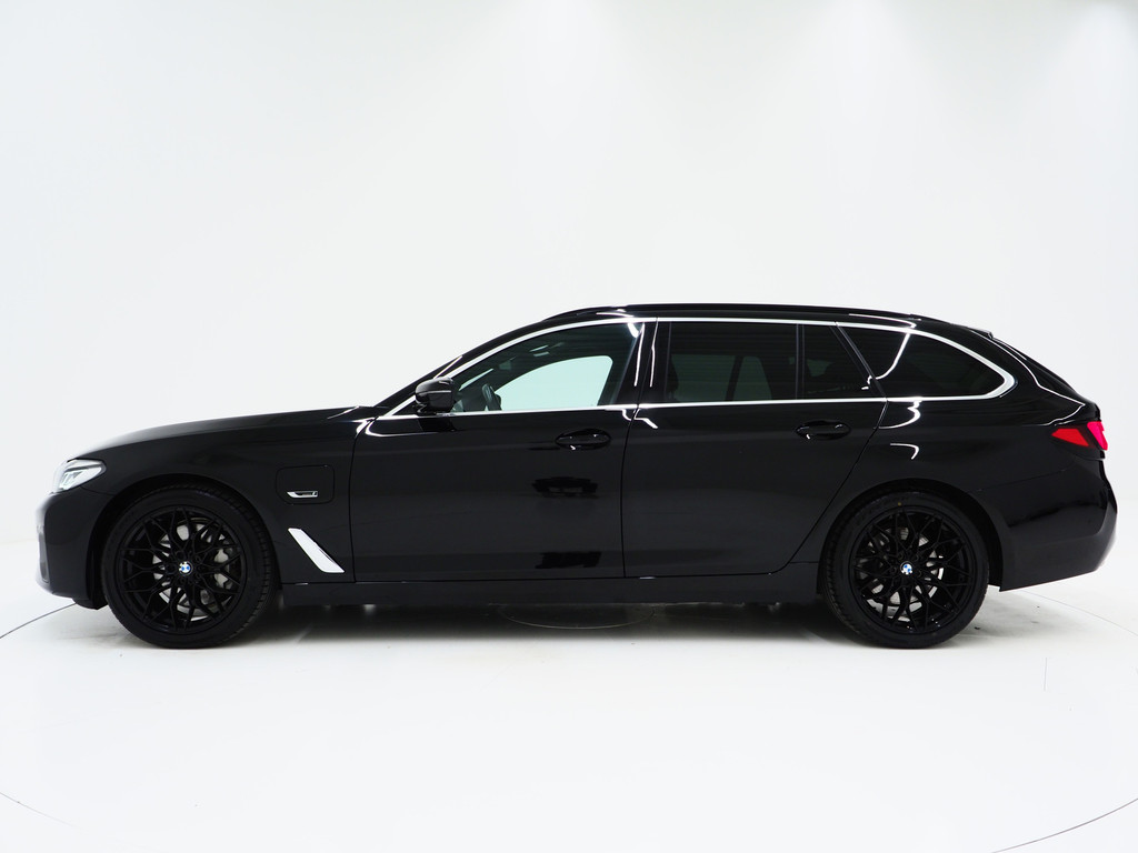 BMW 5 Serie Touring 530e xDrive 40