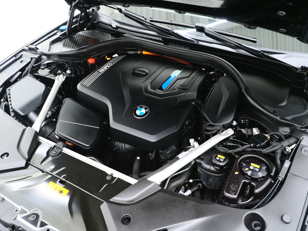 BMW 5 Serie Touring 530e xDrive 45