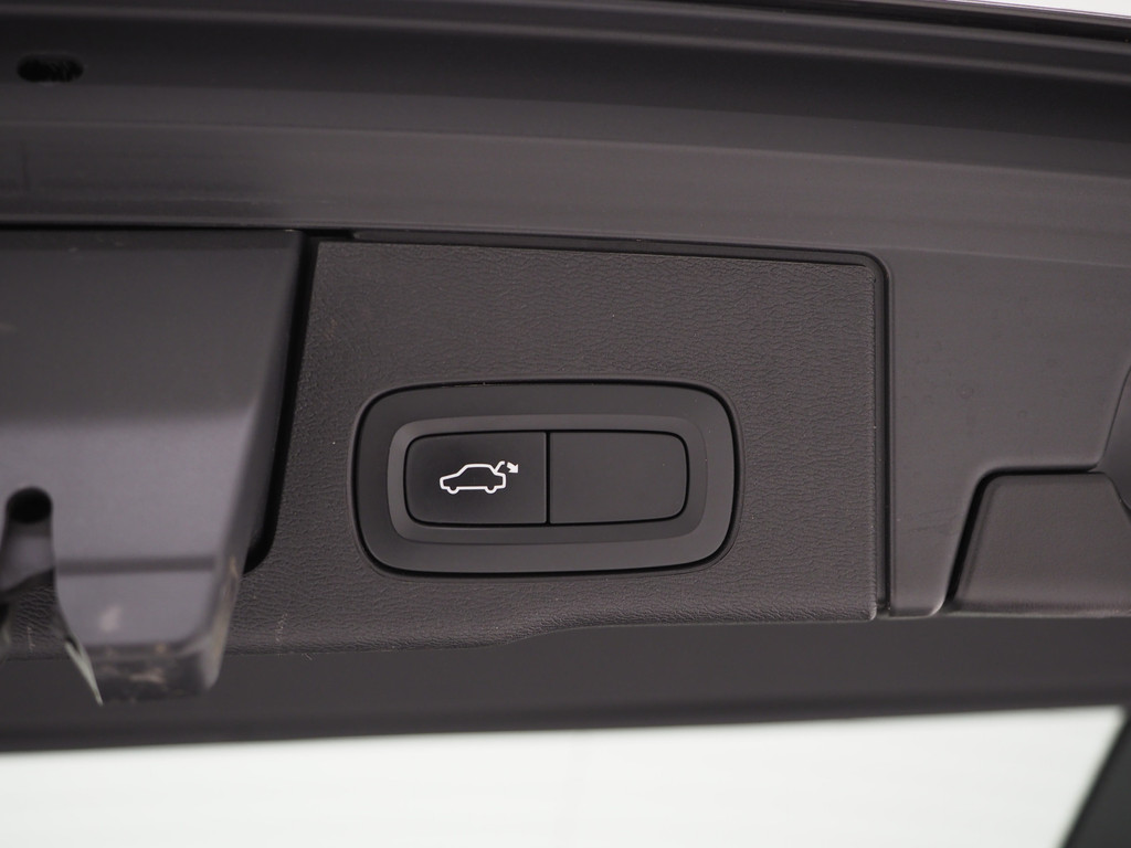 Volvo XC60 2.0 T8 Twin Engine AWD Inscription 40