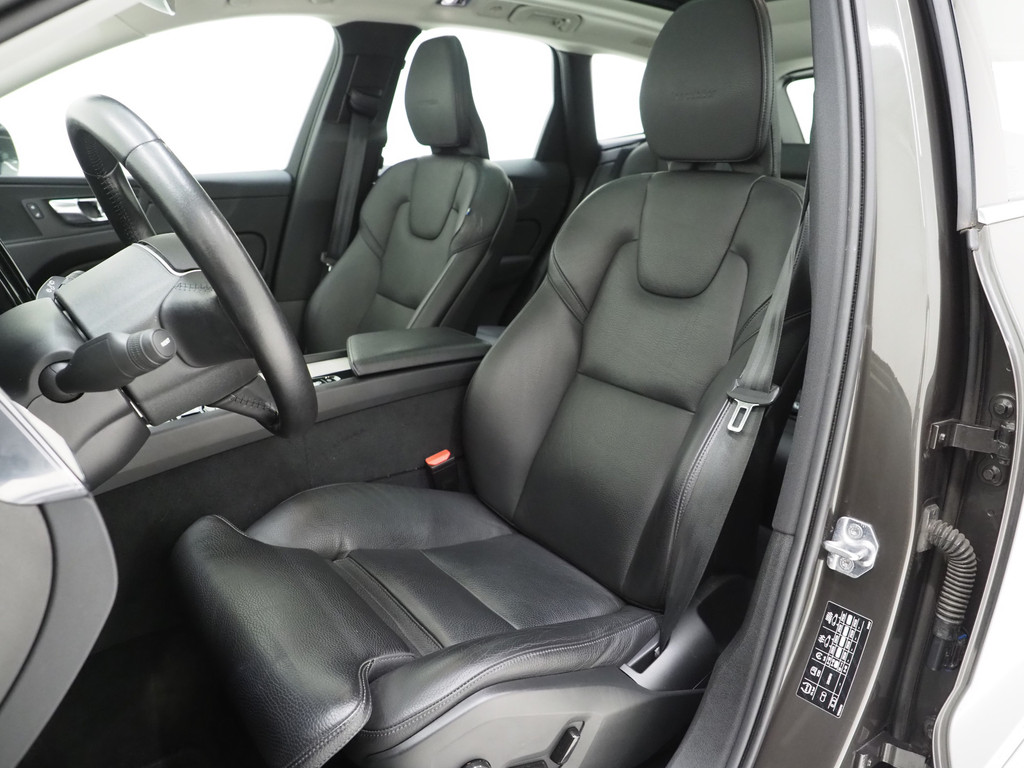 Volvo XC60 2.0 T8 Twin Engine AWD Inscription 44