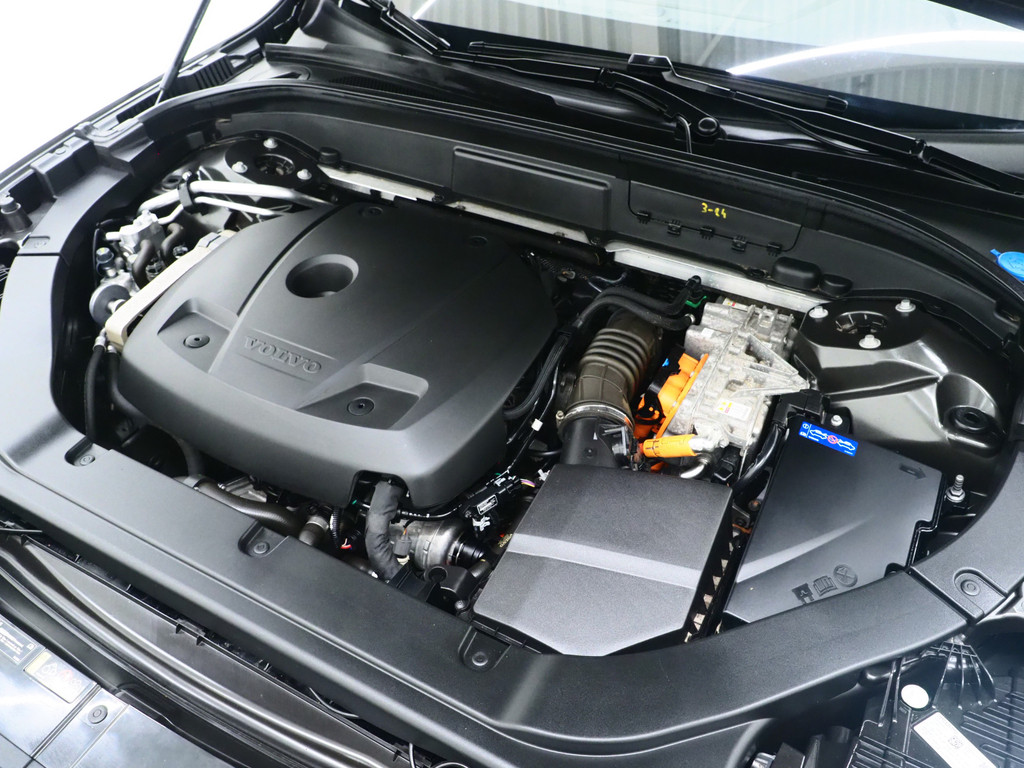 Volvo XC60 2.0 T8 Twin Engine AWD Inscription 47