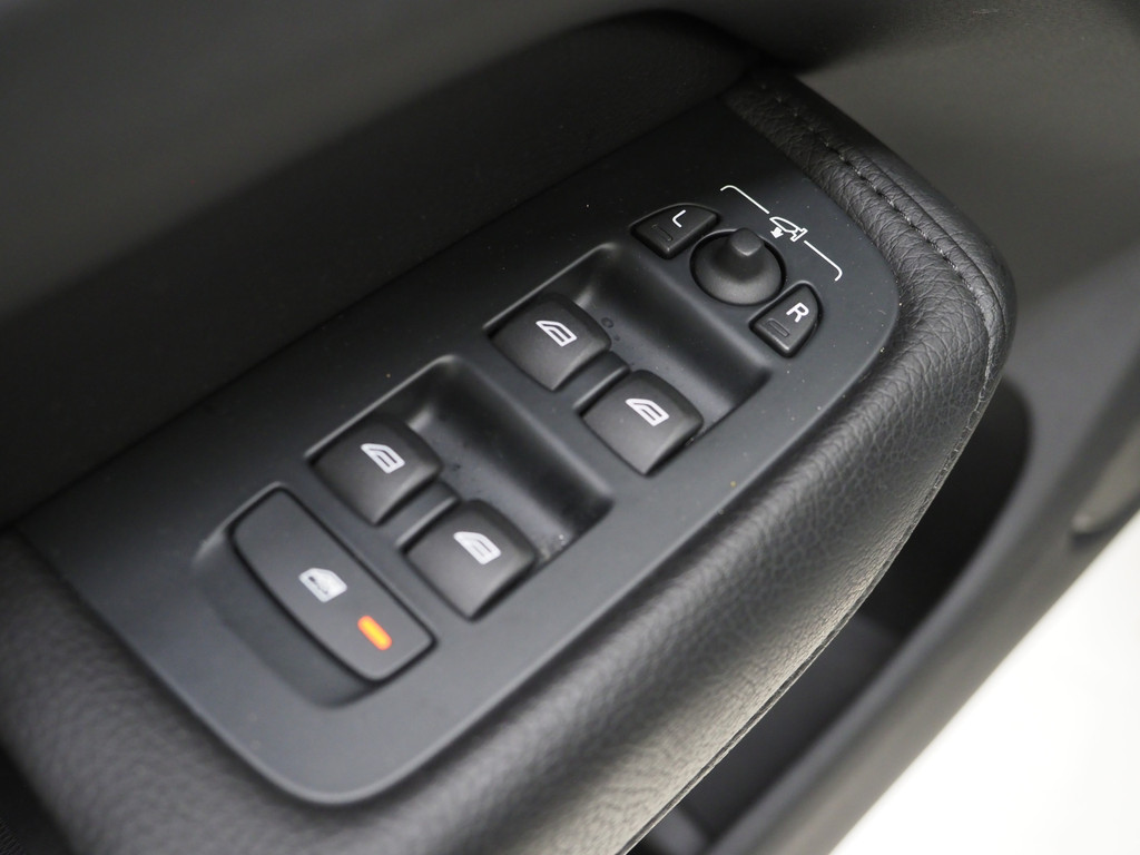 Volvo XC60 2.0 T8 Twin Engine AWD Inscription 59