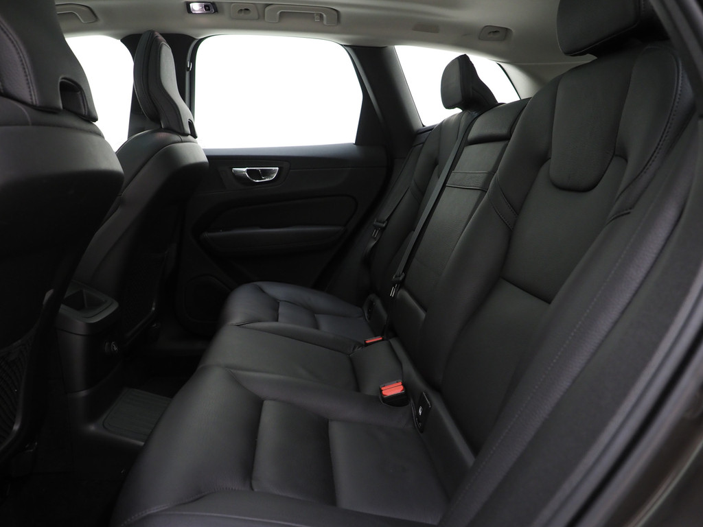 Volvo XC60 2.0 T8 Twin Engine AWD Inscription 78