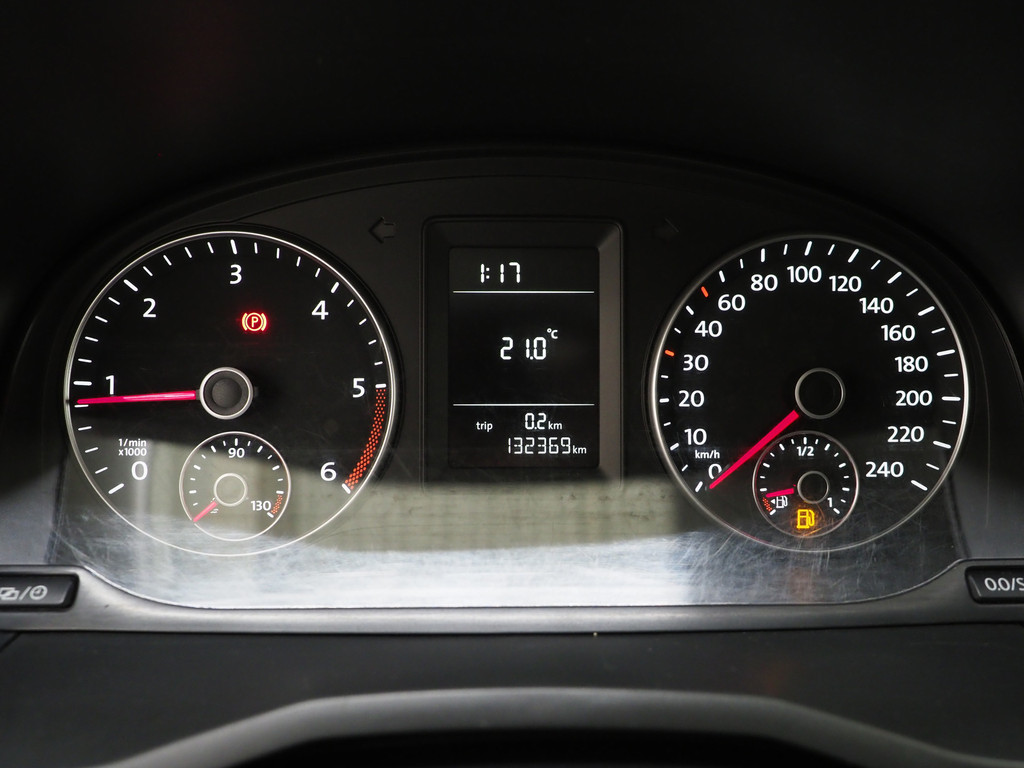 Volkswagen Caddy 2.0 TDI R-Line 18