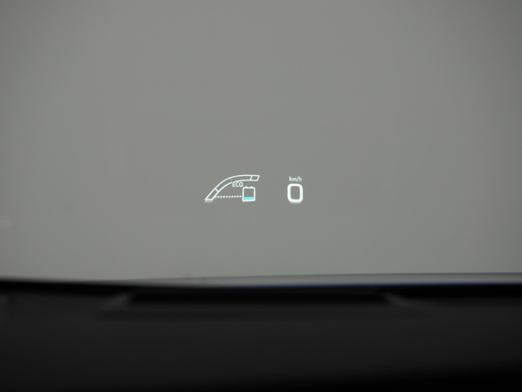 Toyota Prius 1.8 VVT-I Hybrid Lounge 24