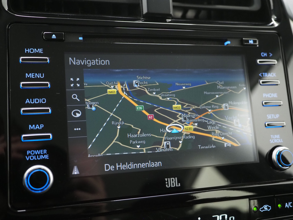 Toyota Prius 1.8 VVT-I Hybrid Lounge 64