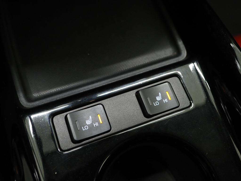 Toyota Prius 1.8 VVT-I Hybrid Lounge 70