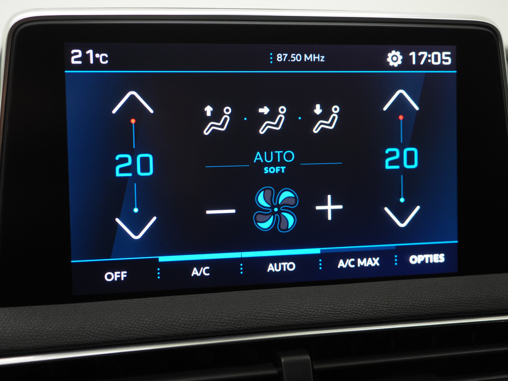 Peugeot 5008 1.2 PureTech 7P. 24