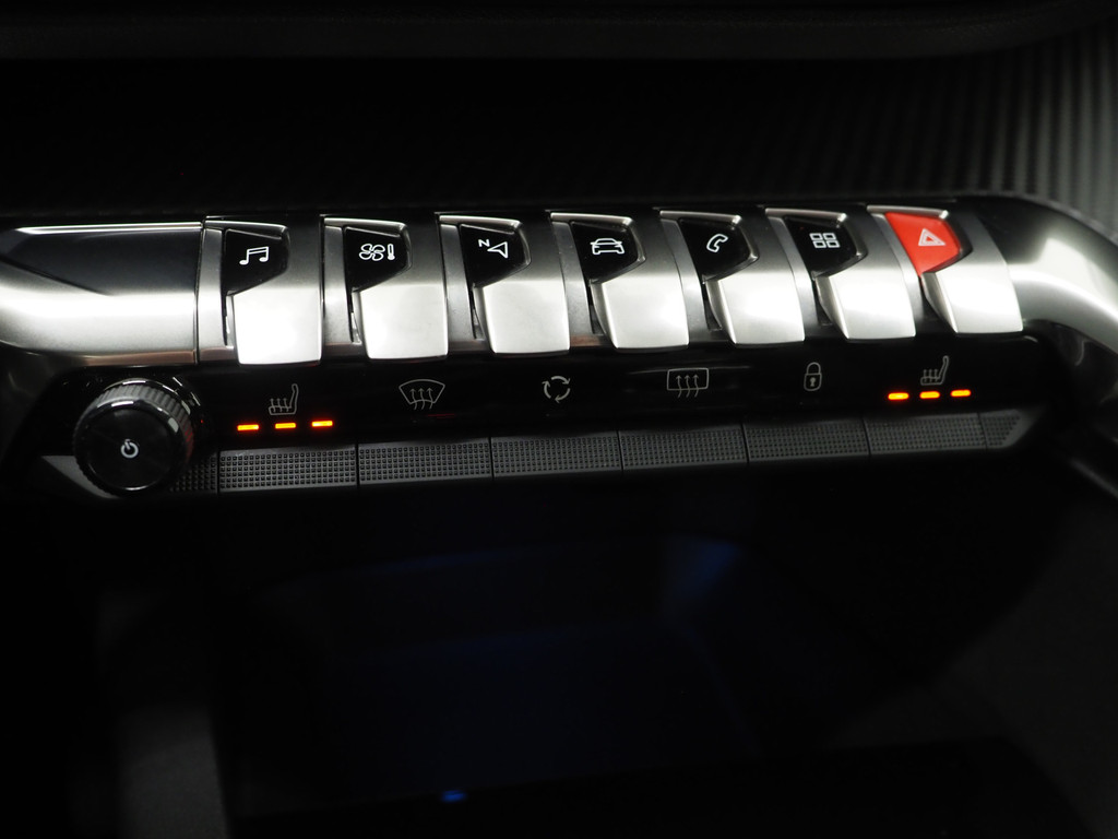 Peugeot 5008 1.2 PureTech 7P. 29