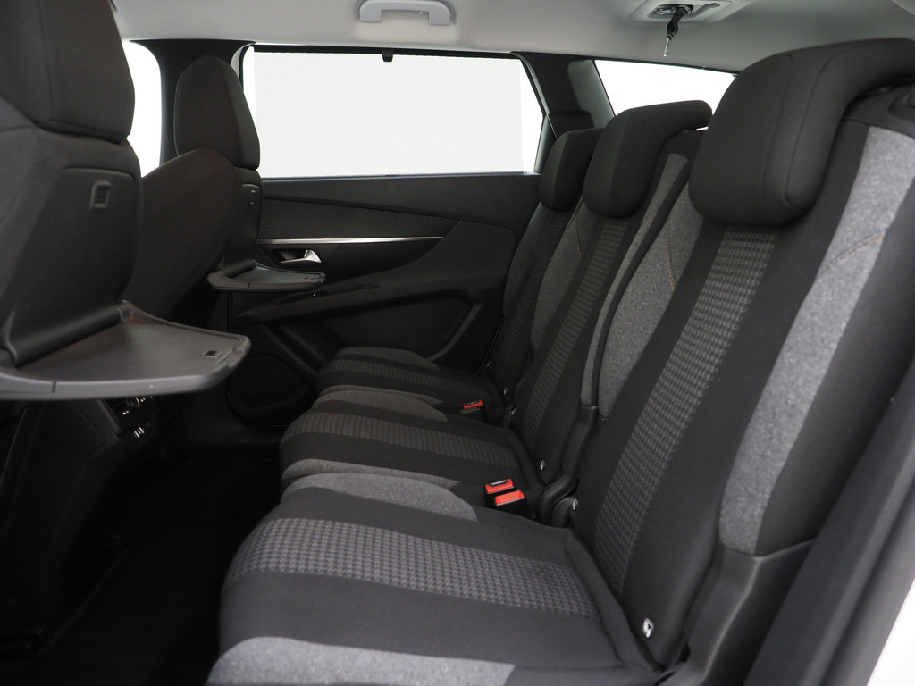 Peugeot 5008 1.2 PureTech 7P. 33
