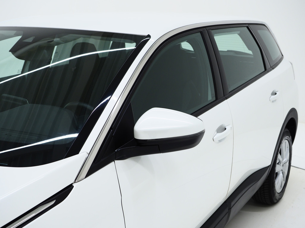 Peugeot 5008 1.2 PureTech 7P. 48