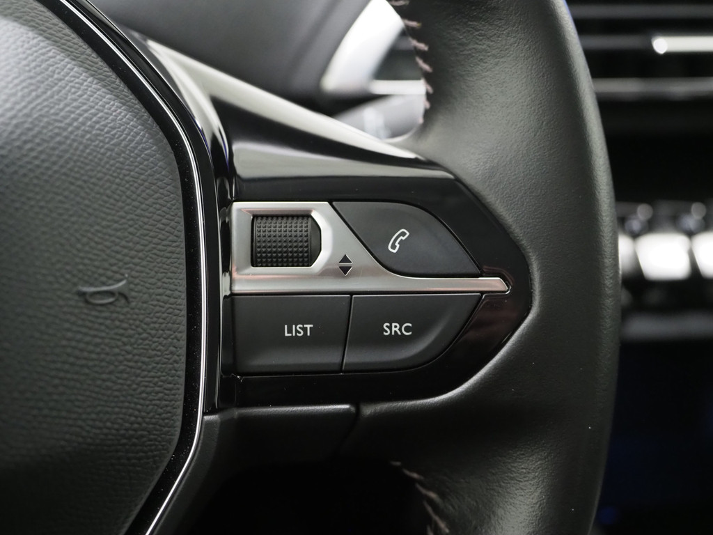 Peugeot 5008 1.2 PureTech 7P. 57