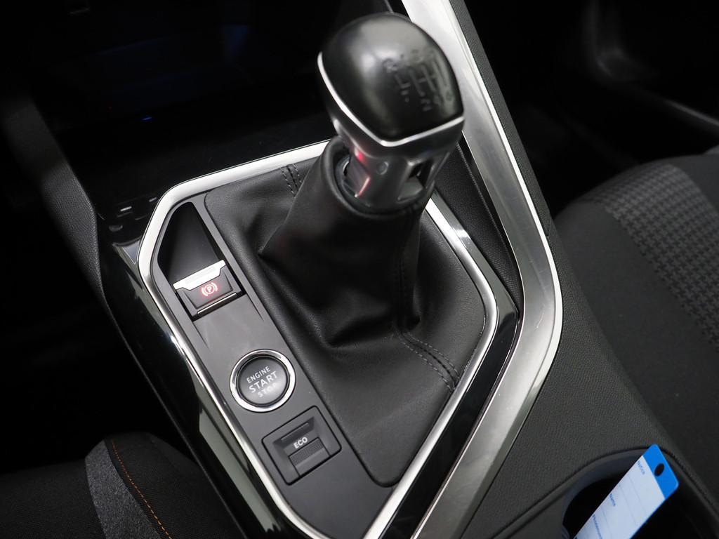 Peugeot 5008 1.2 PureTech 7P. 66