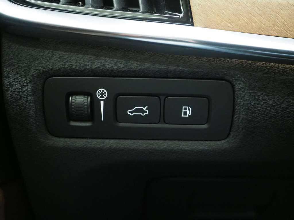 Volvo V90 2.0 T8 AWD Inscription 21