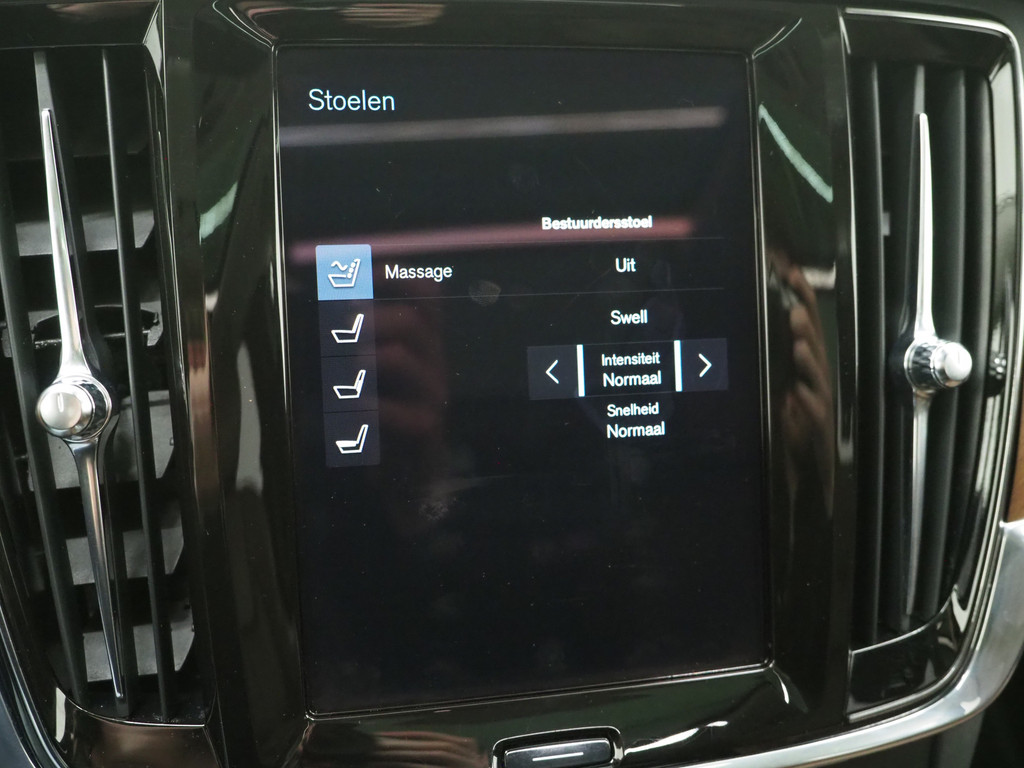 Volvo V90 2.0 T8 AWD Inscription 36