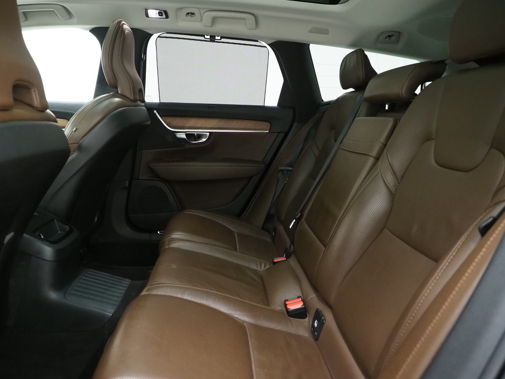 Volvo V90 2.0 T8 AWD Inscription 42