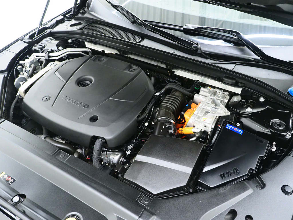 Volvo V90 2.0 T8 AWD Inscription 55