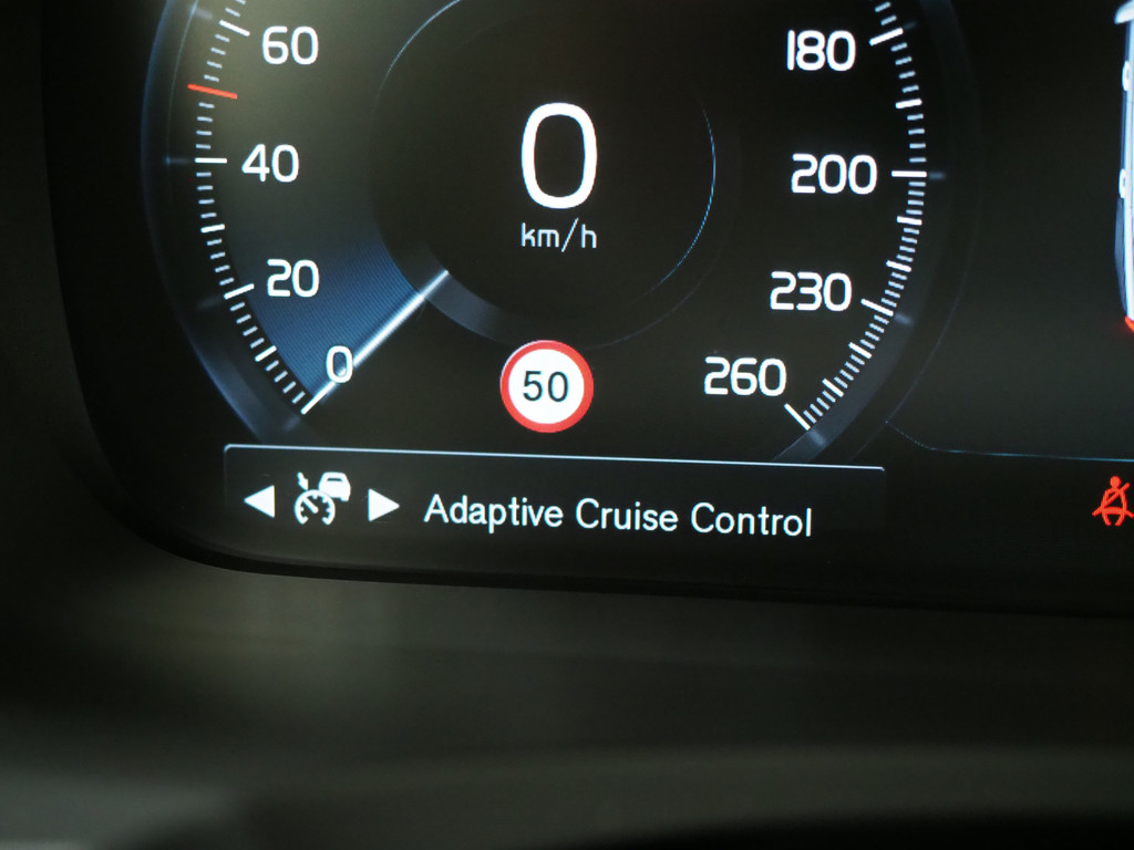 Volvo V90 2.0 T8 AWD Inscription 75