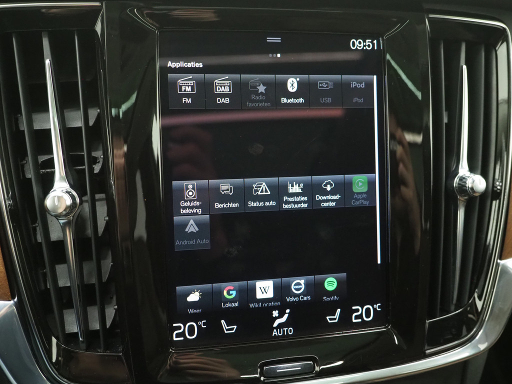 Volvo V90 2.0 T8 AWD Inscription 82