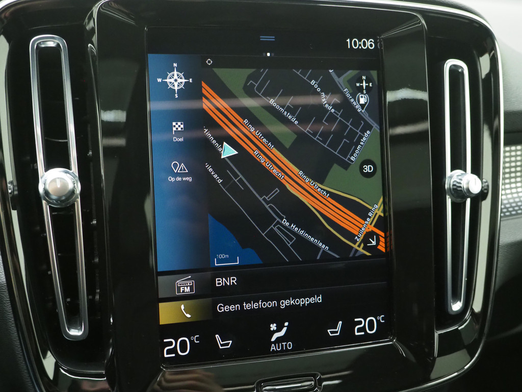 Volvo XC40 1.5 T5 Recharge R-Design Full Black 30