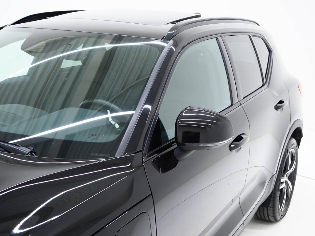 Volvo XC40 1.5 T5 Recharge R-Design Full Black 56