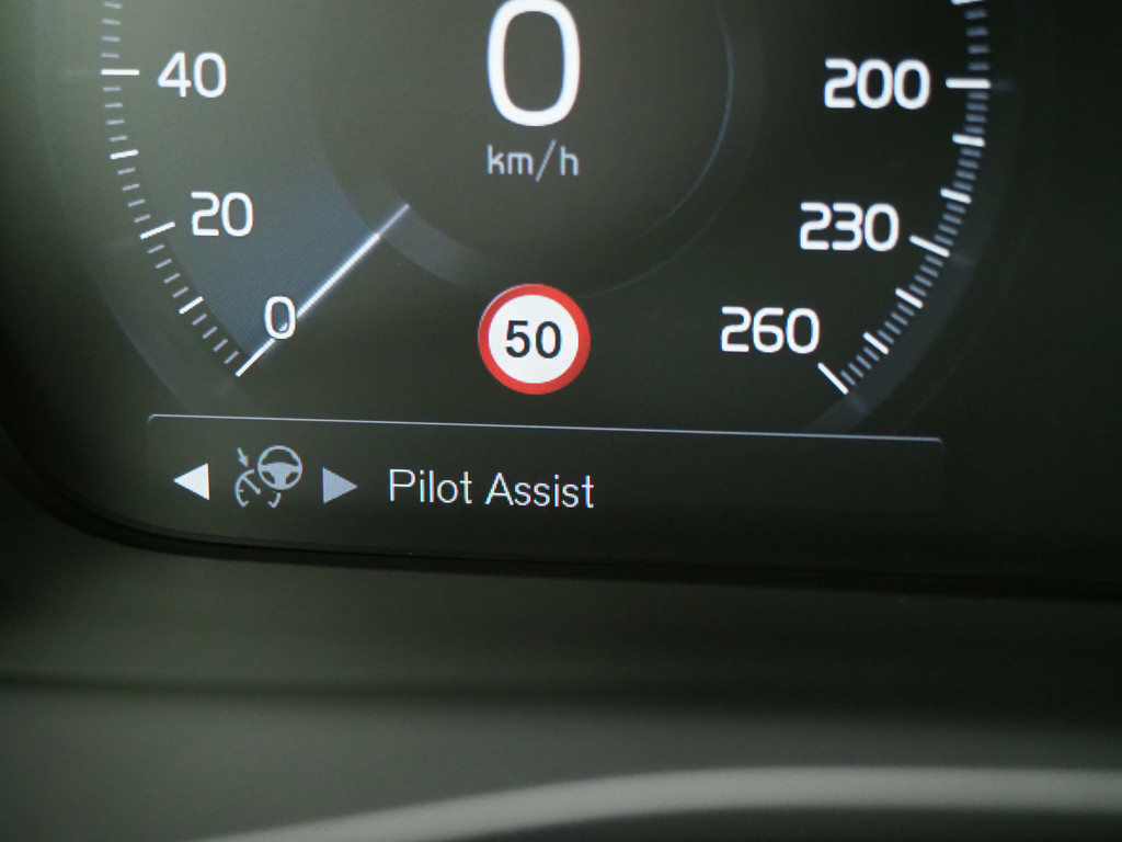 Volvo XC40 1.5 T5 Recharge R-Design Full Black 71