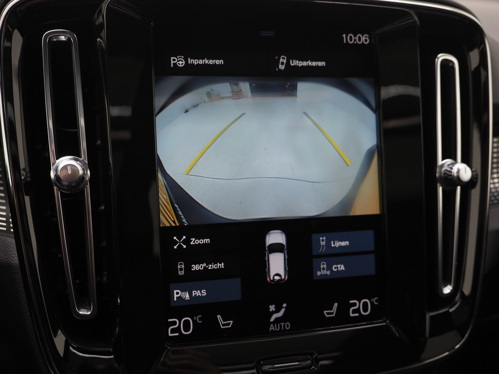 Volvo XC40 1.5 T5 Recharge R-Design Full Black 79