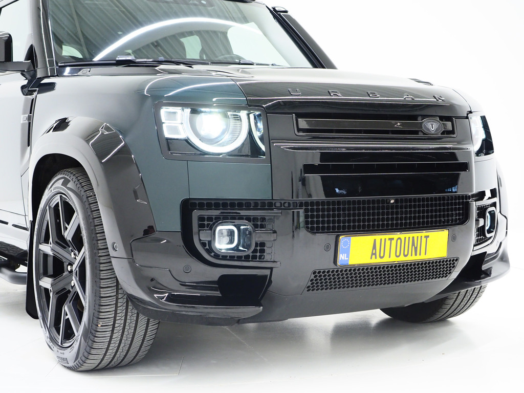 Land Rover Defender 110 2.0 P400e 110 X-Dynamic Urban 12