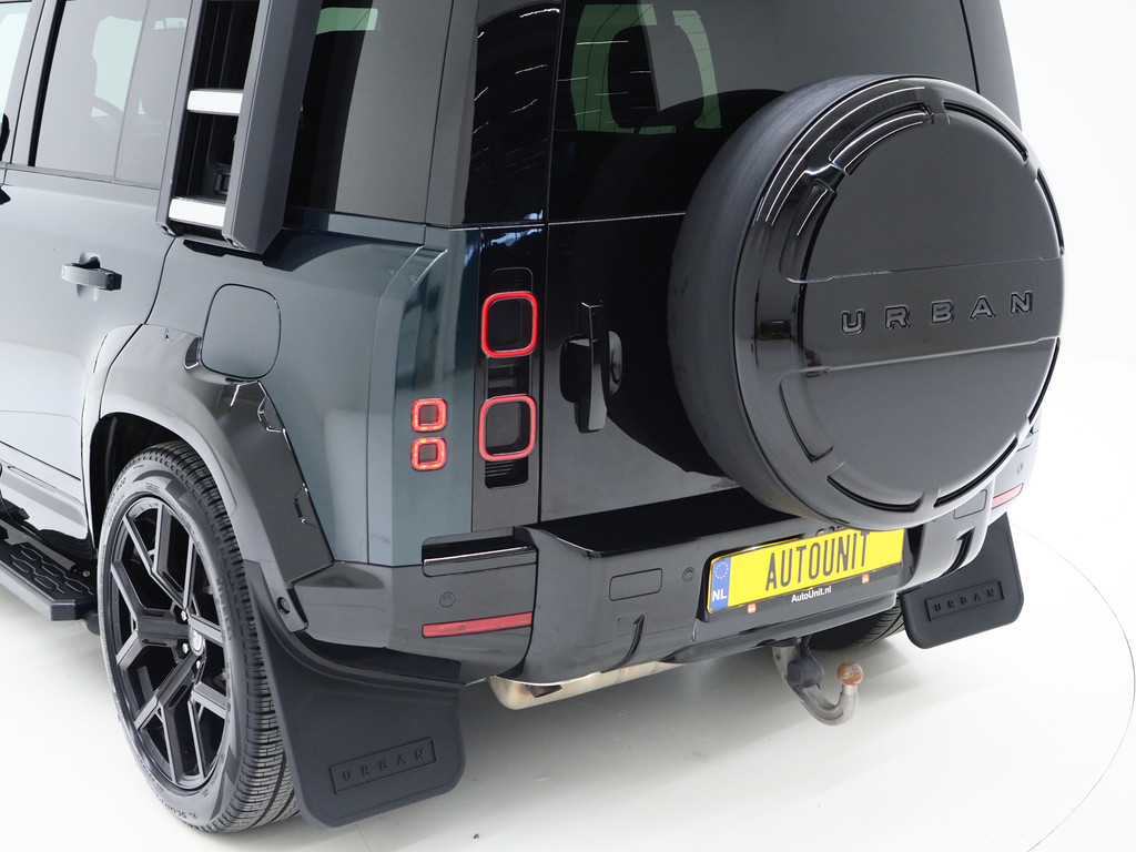 Land Rover Defender 110 2.0 P400e 110 X-Dynamic Urban 15