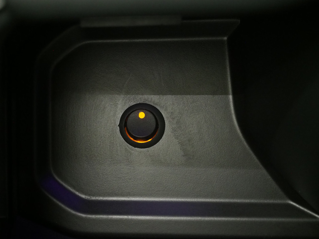 Land Rover Defender 110 2.0 P400e 110 X-Dynamic Urban 27