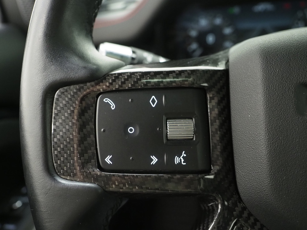 Land Rover Defender 110 2.0 P400e 110 X-Dynamic Urban 29