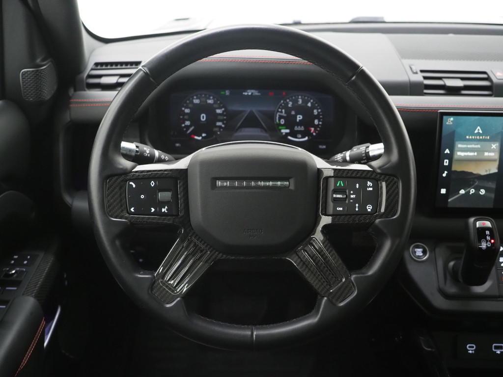 Land Rover Defender 110 2.0 P400e 110 X-Dynamic Urban 43