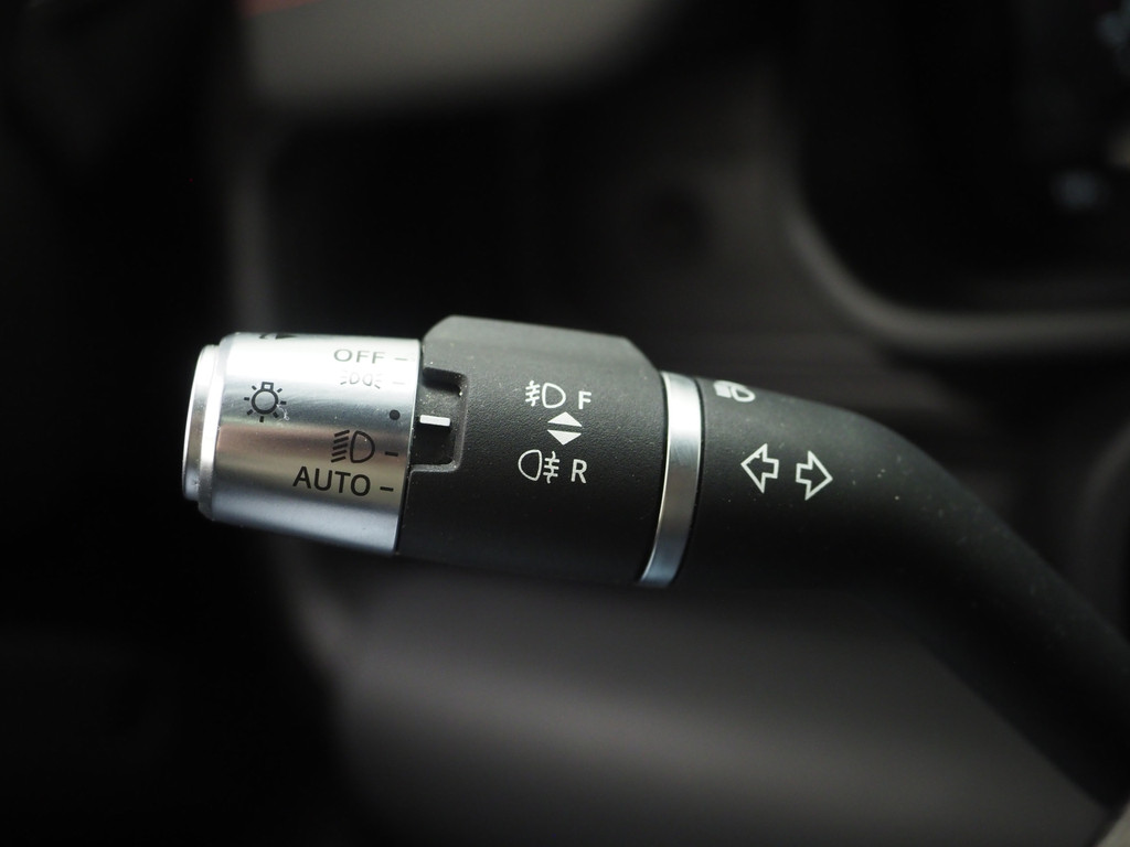 Land Rover Defender 110 2.0 P400e 110 X-Dynamic Urban 80