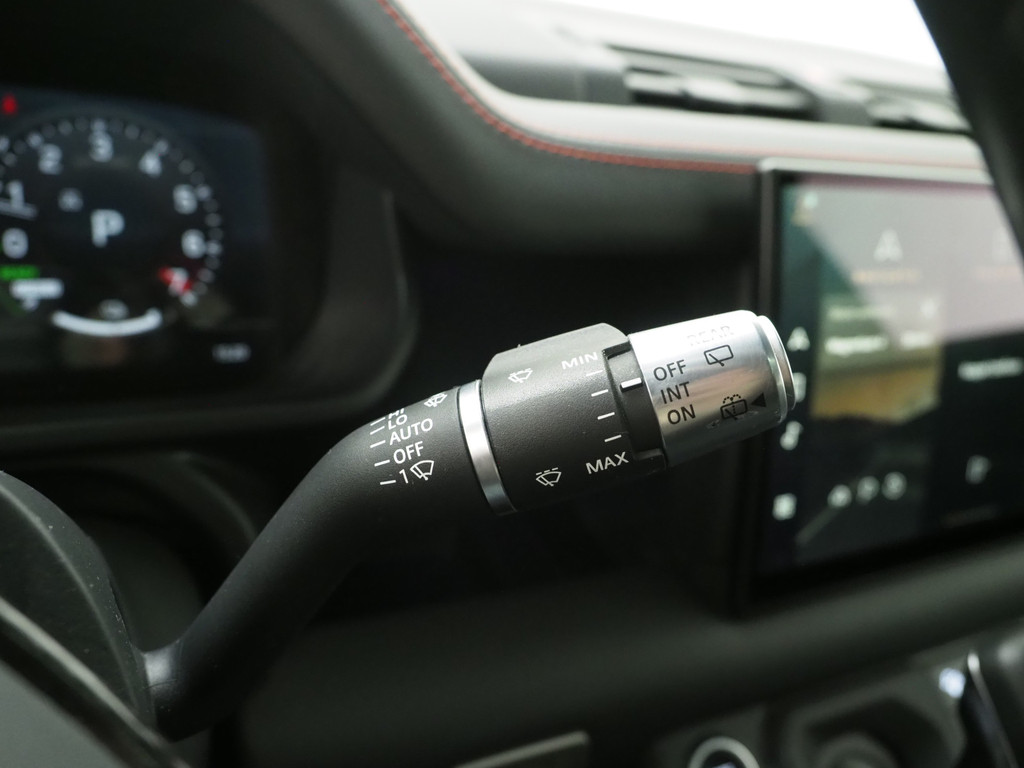 Land Rover Defender 110 2.0 P400e 110 X-Dynamic Urban 83